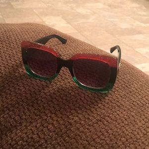 Diva-ish Green red & black sunglasses frame